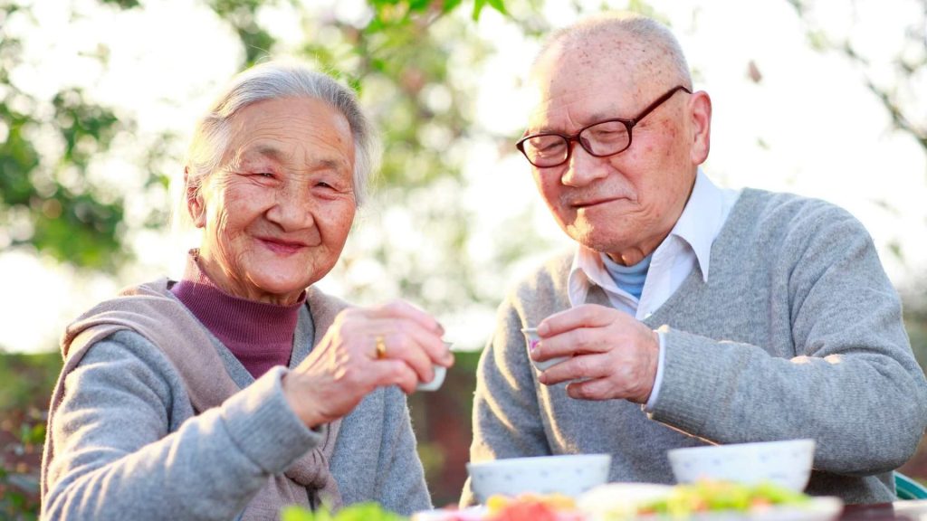 Giải mã giấc mơ ông bà đã khuất về nói chuyện 
